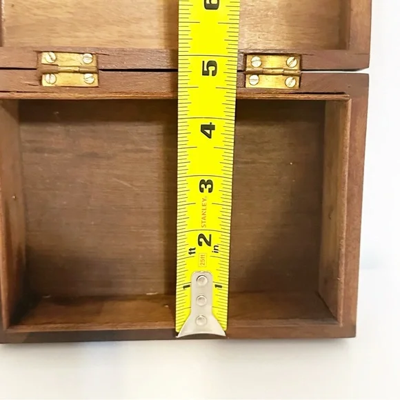 Vintage Wooden Wood Keepsake Storage Trinket Jewelry Box with Gold Inlay - Picture 6 of 11